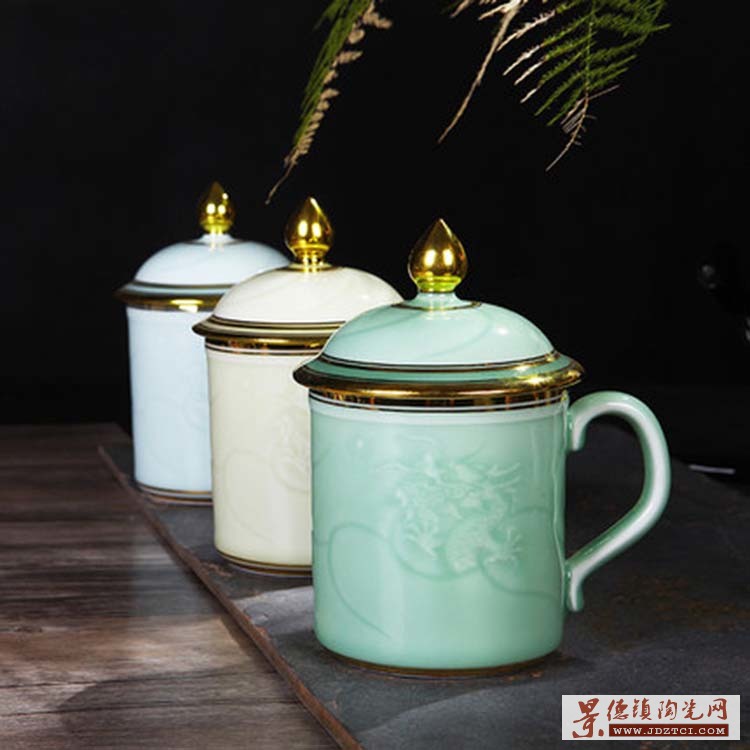 龙泉青瓷描金陶瓷茶杯 办公商务礼品定制 带手柄冰裂个人泡茶杯