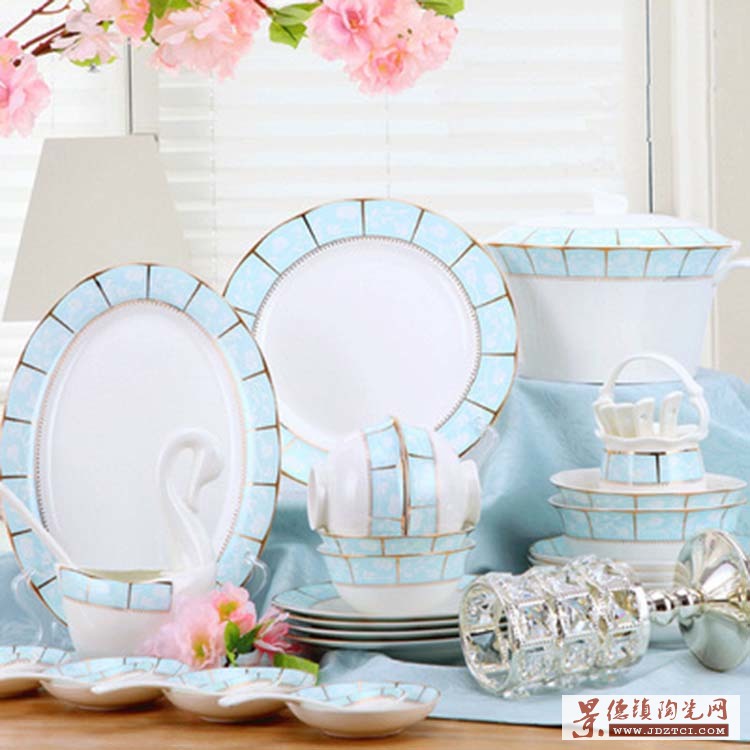 景德镇陶瓷简约风格盘碗碟筷套装 家用金边蓝色釉碗碟餐具套装