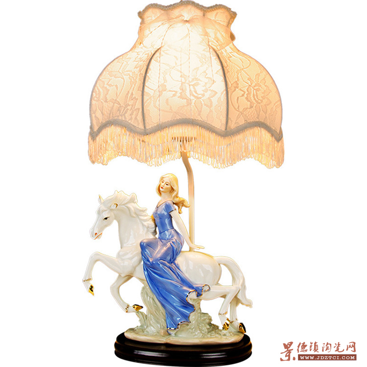 观赏式台灯 创意卧室书房台灯 装饰品台灯 陶瓷西洋女型台灯