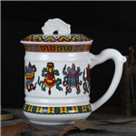 景德镇手绘青花瓷杯带盖茶杯套装家用马克办公杯子礼品带盖杯