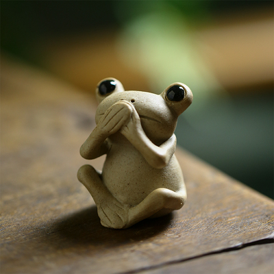 景德镇陶瓷青蛙茶桌摆件 家用个性日式粗陶茶宠陶艺可爱创意趣味摆件