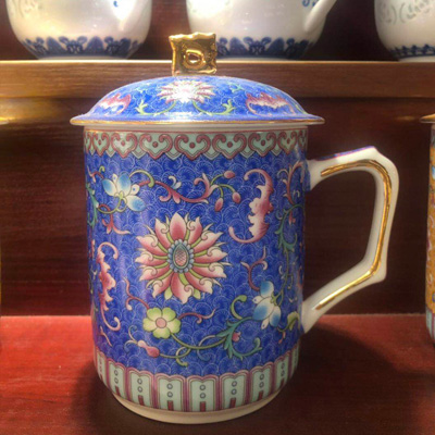景德镇陶瓷茶杯珐琅彩个人大容量骨瓷办公杯家用带盖水杯生产厂家