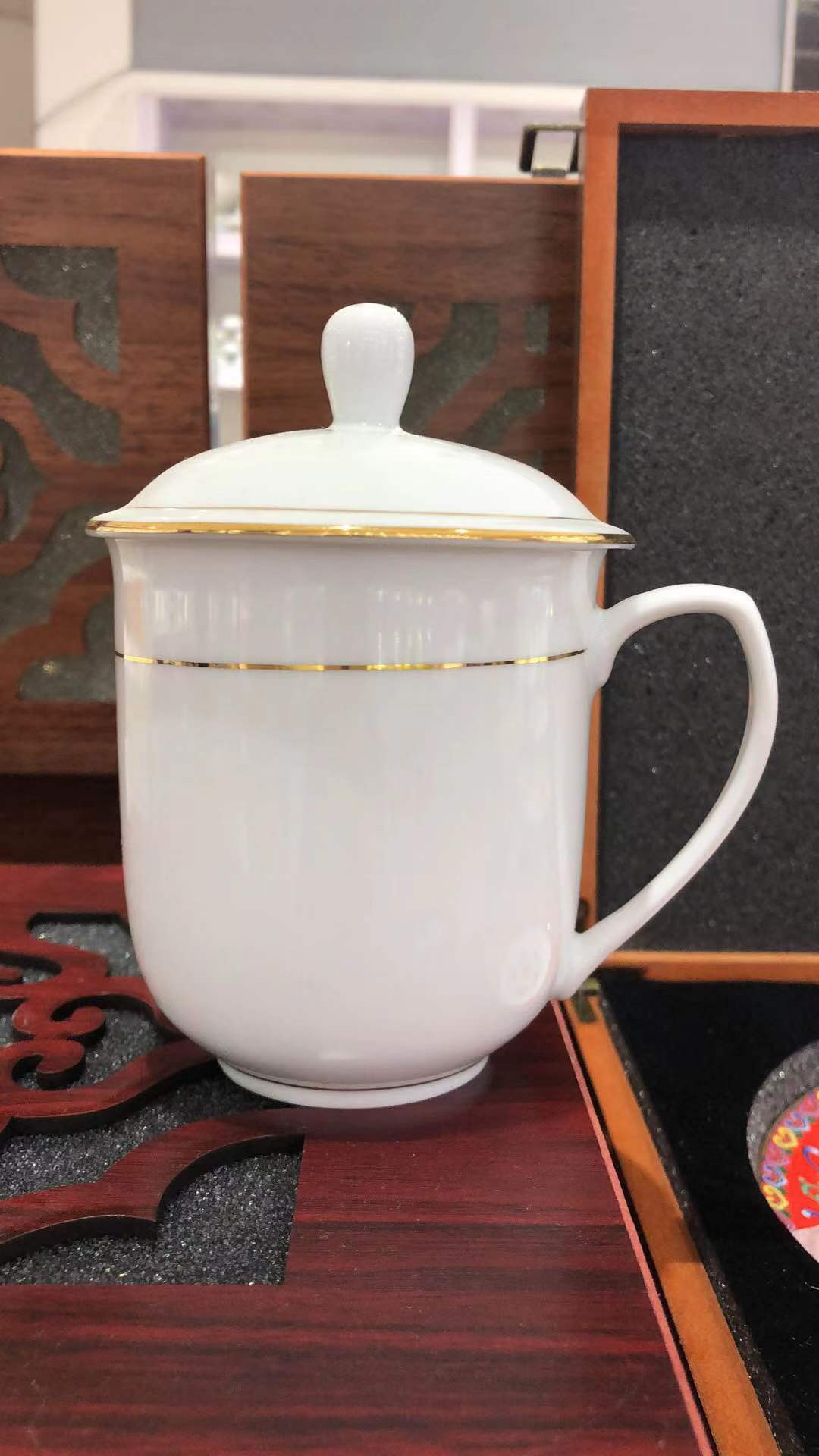 景德镇陶瓷办公室过滤泡茶杯大容量带盖杯子定制logo厂家直销