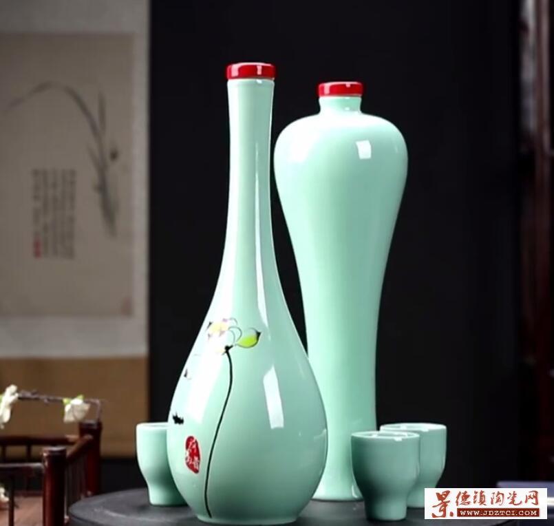 景德镇陶瓷艺术酒瓶