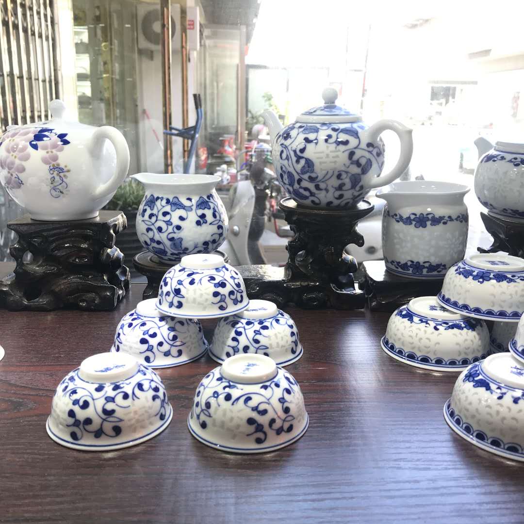 青花瓷高档陶瓷功夫茶具28件整套泡茶茶具送人礼盒礼品