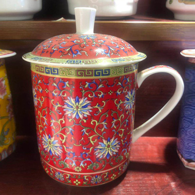 景德镇陶瓷茶杯珐琅彩套装办公室带盖水杯骨瓷会议杯子家用礼品定制厂家