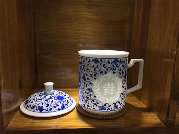 陶瓷水杯茶水分离马克杯泡茶杯带茶漏过滤创意办公杯礼品厂家