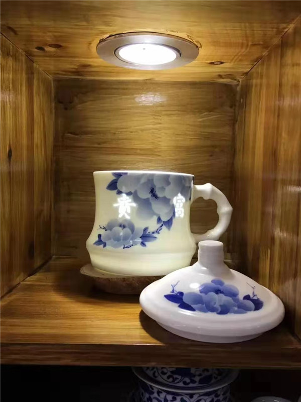 陶瓷鎏金带盖内胆过滤茶水分离泡茶杯办公室家用送礼马克水杯厂家