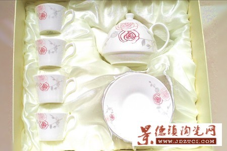 欧式茶具 茶杯碟 茶壶 玫瑰茶具 骨瓷