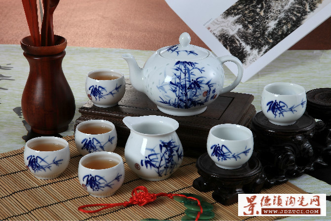 手绘陶瓷茶具礼品供应 手绘陶瓷茶具礼品