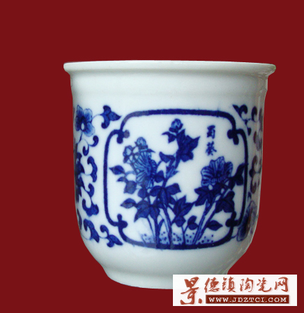 北京陶瓷口杯，青花瓷口杯