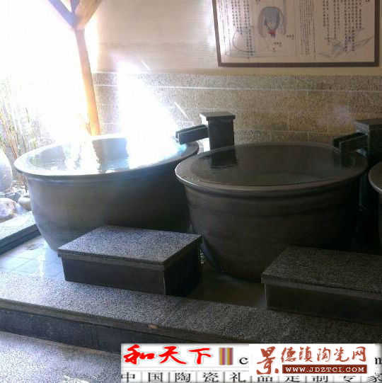 景德镇青花陶瓷泡澡缸