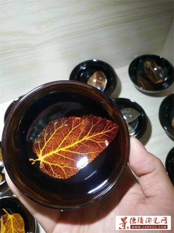 陶瓷品茗杯