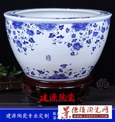 景德镇陶瓷鱼缸
